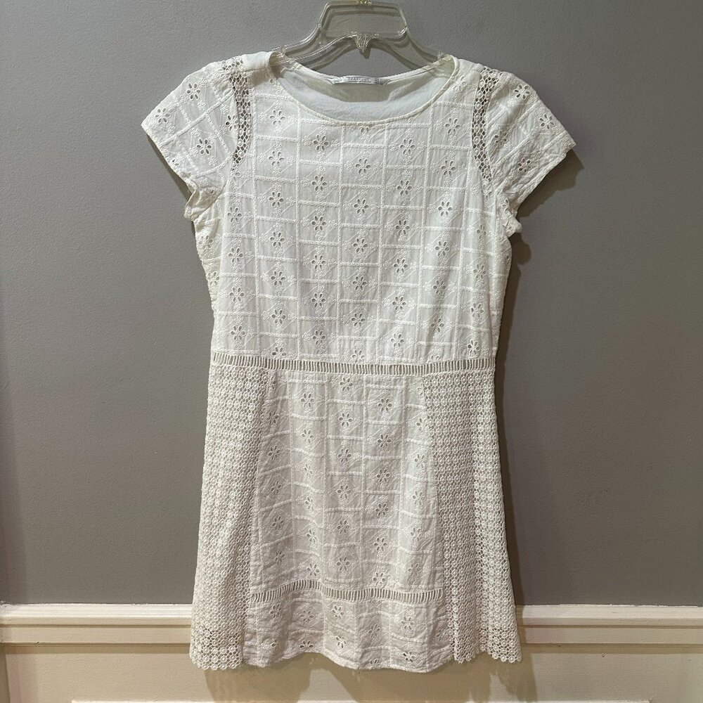 Zara Trafaluc White Crochet Summer Cap Sleeve Mini Dress Size L